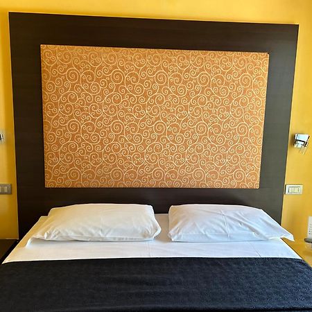 Hotel Perla - The Storyhoteller Риччоне Экстерьер фото